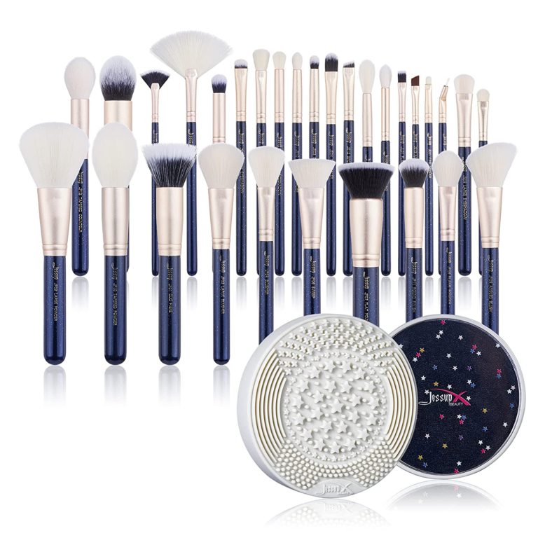 Makeup brush set